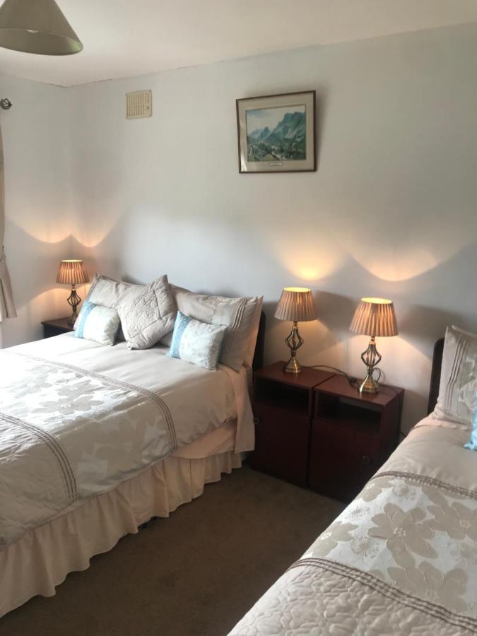 Marguerite'S B&B Glenties Esterno foto