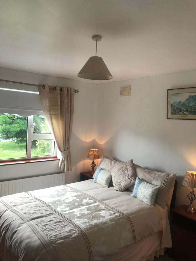 Marguerite'S B&B Glenties Esterno foto