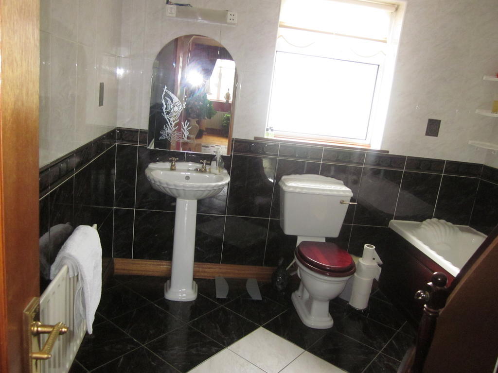Marguerite'S B&B Glenties Esterno foto